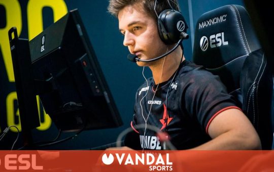 Device volverá a Astralis según rumores