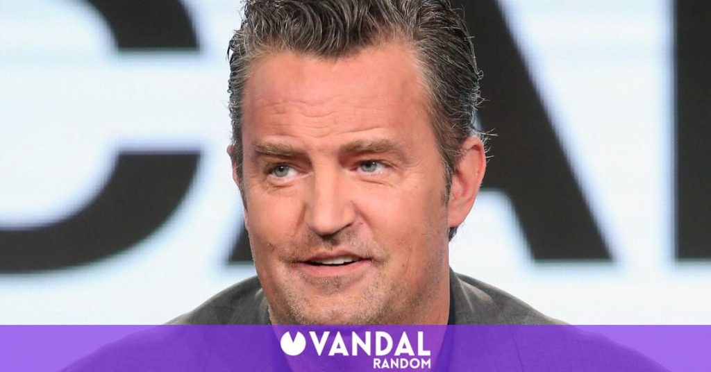 Matthew Perry rectifica y pide disculpas a Keanu Reeves: 'Solo elegí un nombre al azar'