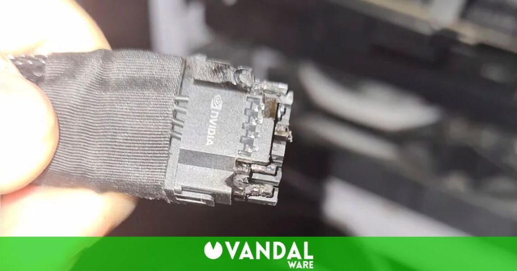 NVIDIA comienza a investigar la combustión de los adaptadores de corriente de la RTX 4090