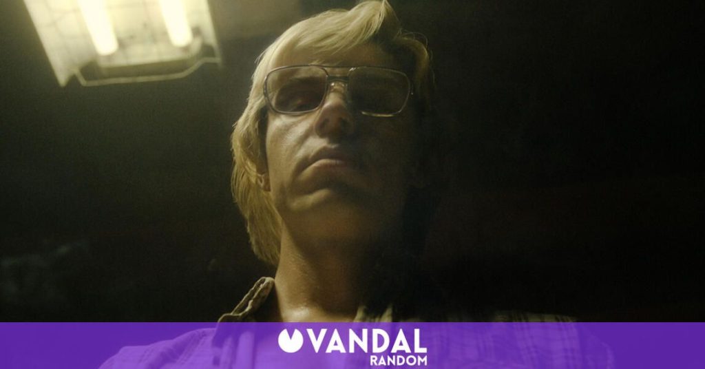 Dahmer: Ryan Murphy no está de acuerdo con retirar la etiqueta LGBTQ+ de la serie